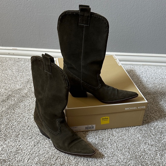 Michael Kors Y2K Carly Western Boots – Loden Suede – Size 7.5 - Picture 1 of 7